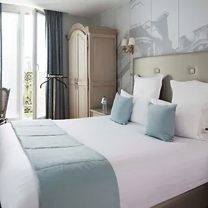 Plaza Elysees 4* Paris